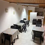 Etesia Nocleg ze śniadaniem Vibo Valentia