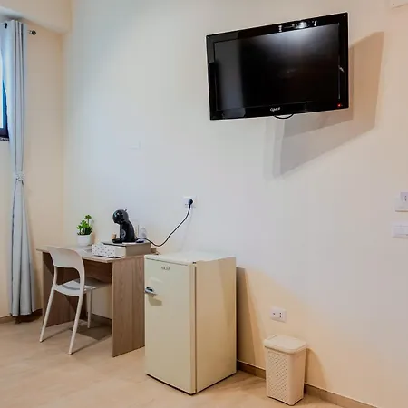 Bed & Breakfast Etesia 4*