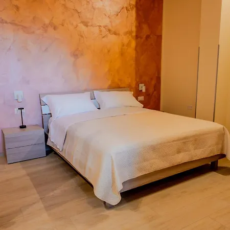 Etesia Bed & Breakfast 4*