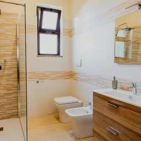 Bed & Breakfast Etesia 4*
